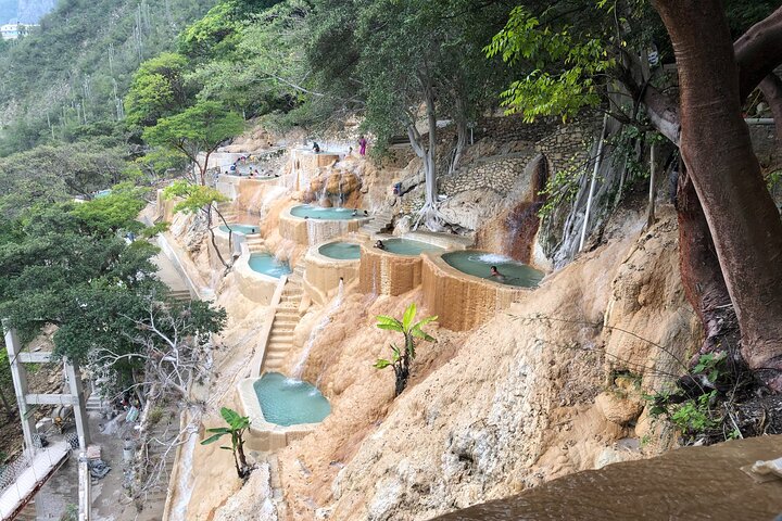 hot springs in Tolantongo